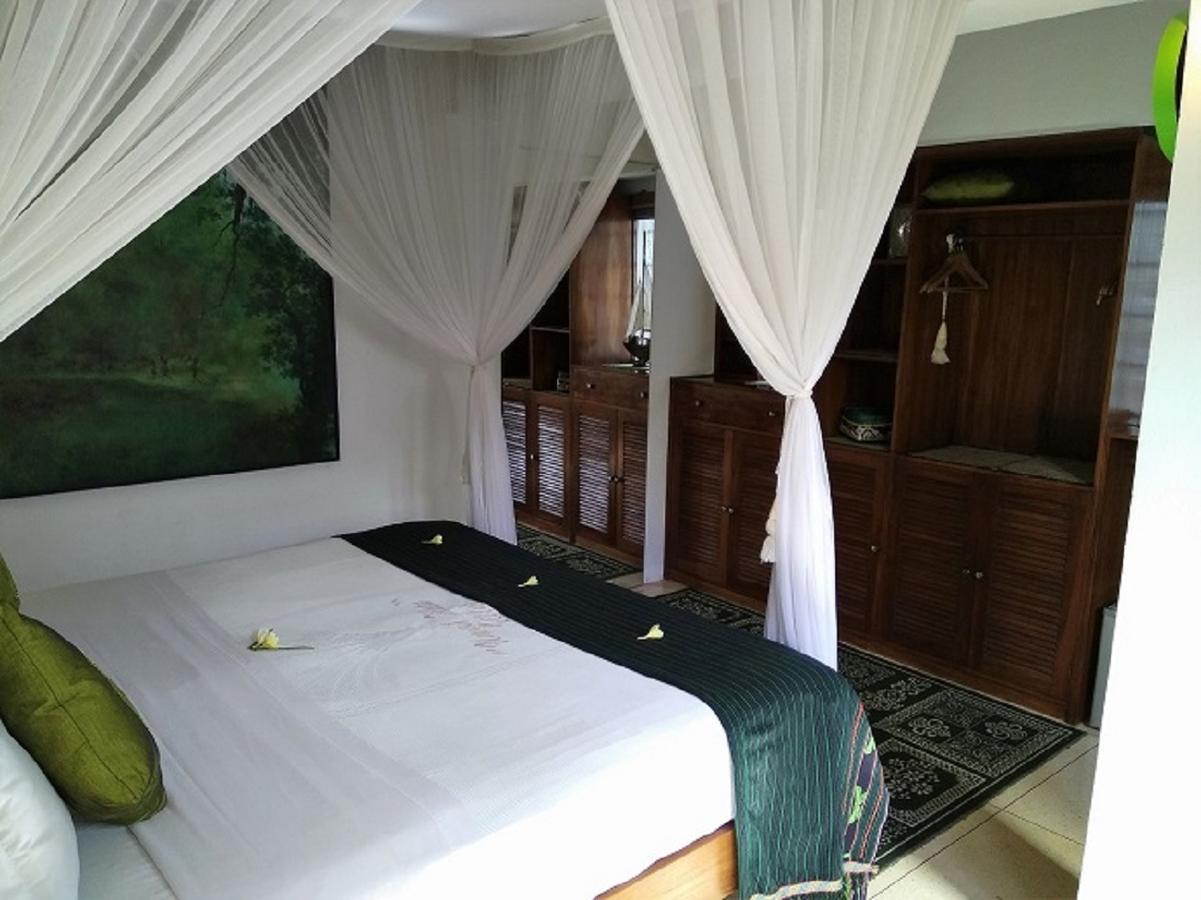 Umah Watu Villas Seminyak Buitenkant foto