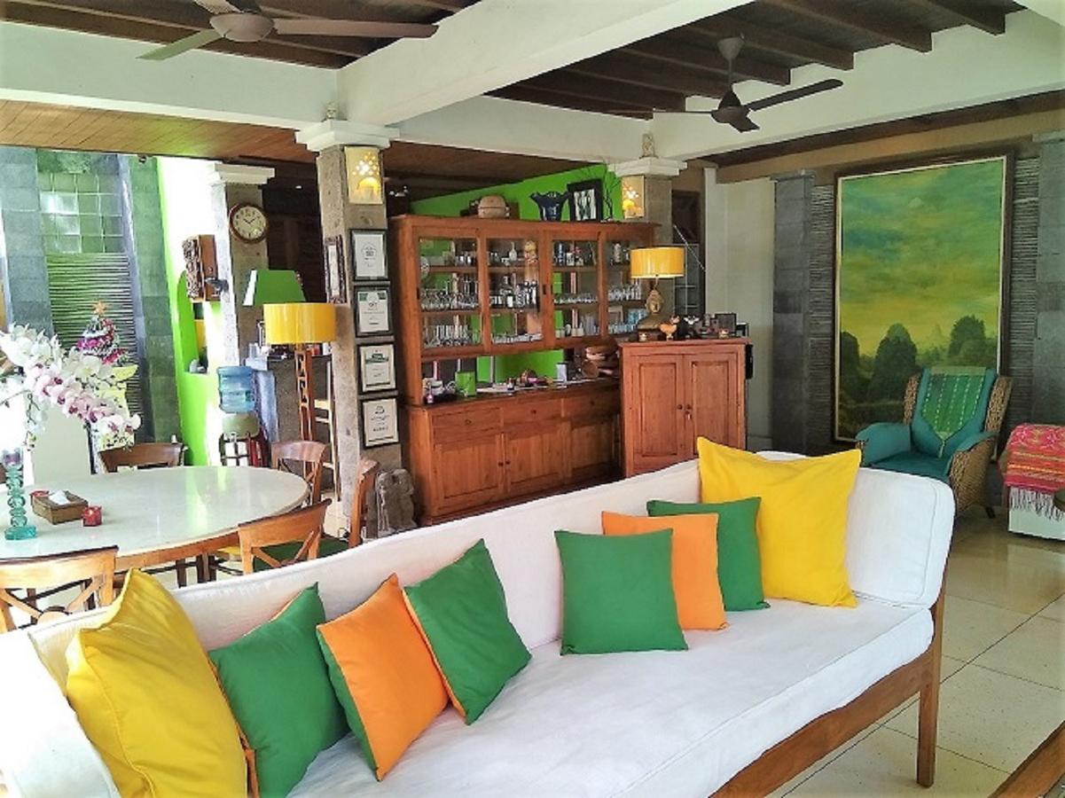 Umah Watu Villas Seminyak Buitenkant foto