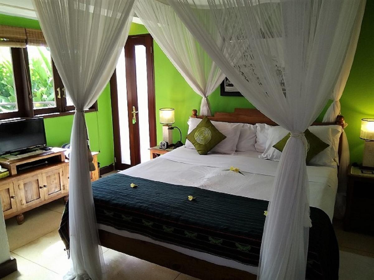 Umah Watu Villas Seminyak Buitenkant foto