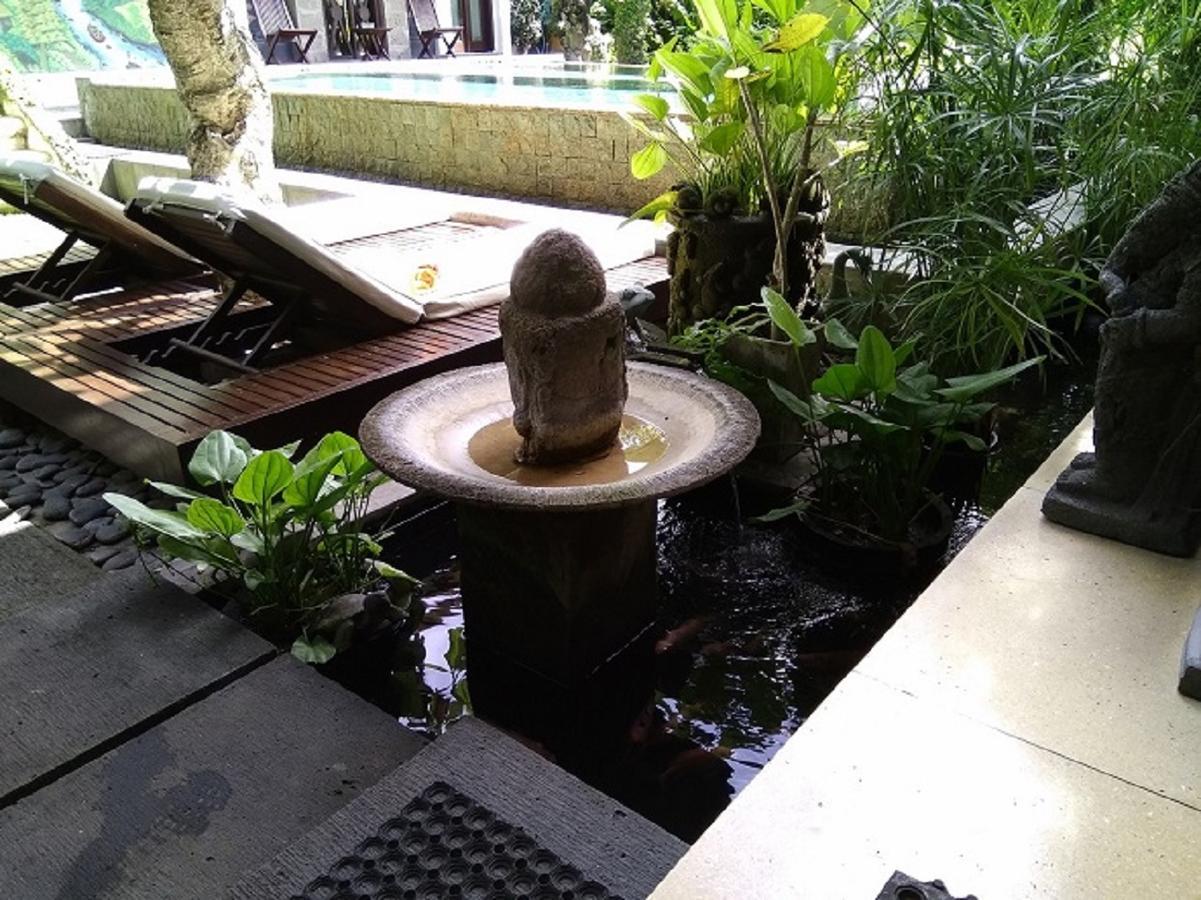 Umah Watu Villas Seminyak Buitenkant foto