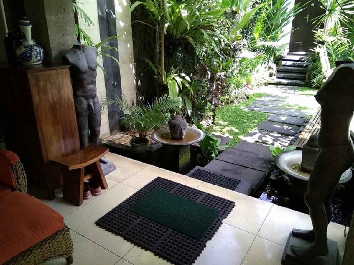 Umah Watu Villas Seminyak Buitenkant foto